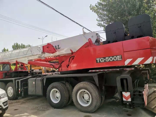 TG-500E grúa de camión grúa móvil QY25K QY25KA QY50KA QY50K QY70K QY70KA QY100K STC500 en Shanghai