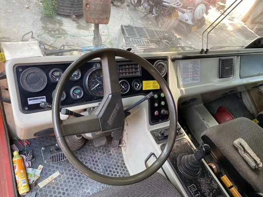 TADANO TG-1000E TG-1500E 100T 150T grúa de camión grúa móvil QY25K5 QY50KA en Shanghai