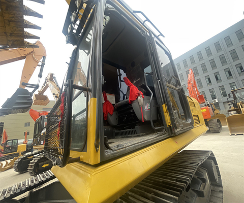 2018 KOMATSU PC220-8 Excavadora usada con motor MITSUBISHI en buenas condiciones de trabajo