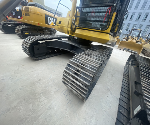 2018 KOMATSU PC220-8 Excavadora usada con motor MITSUBISHI en buenas condiciones de trabajo