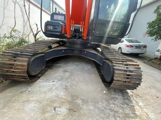 Excavadora usada Hitachi ZX210 con capacidad de 0.45m3 y peso de la máquina de 21500 KG