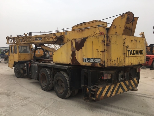 Otra grúa de camión de motor usado TL200E La solución definitiva para obras de construcción