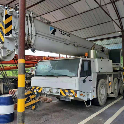 Bomba hidráulica Eaton y grúa de camión ATF110G de 3000 horas de trabajo para elevación pesada