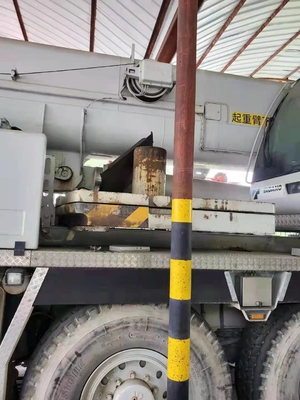 Bomba hidráulica Eaton y grúa de camión ATF110G de 3000 horas de trabajo para elevación pesada