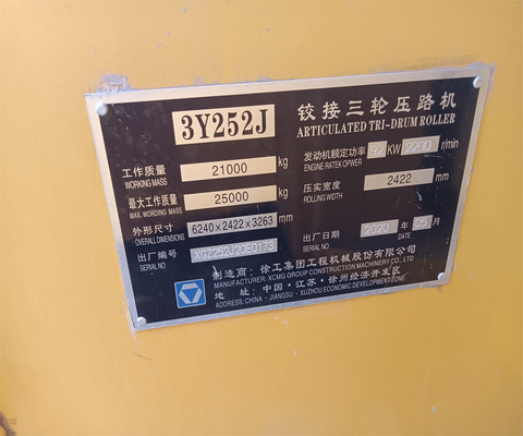 Excitante fuerza 50KN 21000 KG Usado rodillo de carretera 3Y252 para su construcción