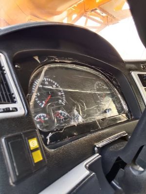 350 KN.m Momento de elevación nominal utilizado en grúa de camión XCM QY70KC para operaciones de trabajo pesado