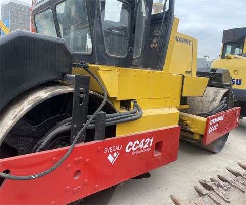 Trabajos de construcción rodillo de carretera usado CC421 CC211 CA301D CA30D con rodillo de tambor doble
